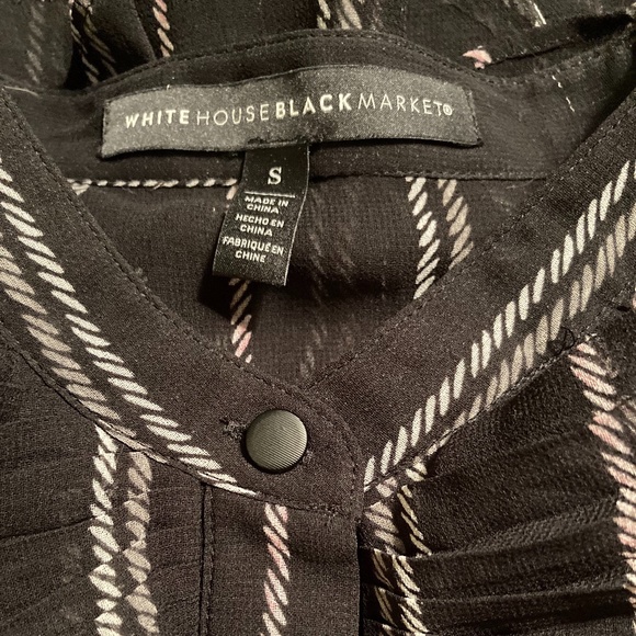 LAST CHANCE! White House Black Market Black and White Blouse - Picture 5 of 5